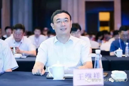 王继祥 发展小店经济是促消费、惠民生、稳就业的重大举措 —— 以摄影扩印服务为例